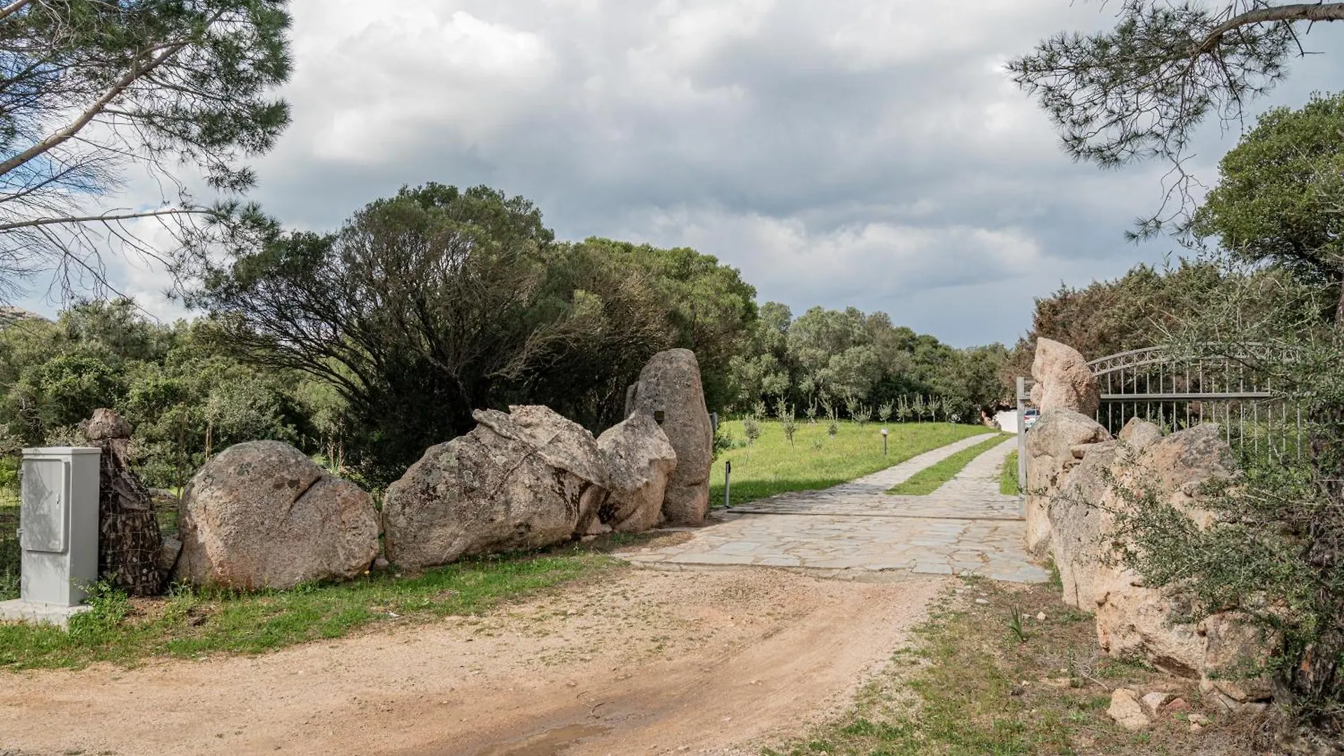 Villa Immersa Nella Natura Con Vista Mare 카니지오네
